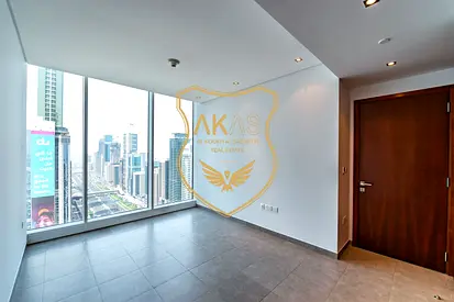 Luxury 1BR | 1,266 Sq Ft | Island Kitchen | Next to DIFC | Maze Tower | AED 135K