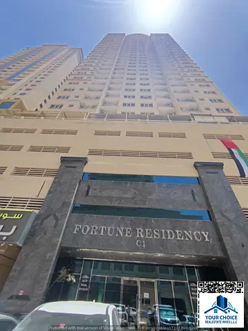 -1 Bedroom Apartment with Balcony for Rent in Emirates City 🏡✨ 📍 Location: Emirates City – Fortune Tower 🏢 Floor: 13