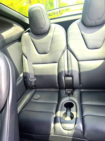 2019 Tesla MODEL X — фото 10