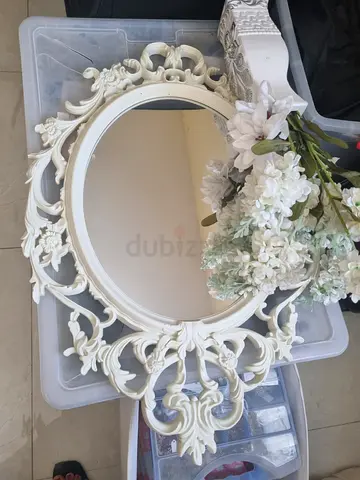 Ornate Vintage-Style White Decorative Wall Mirror