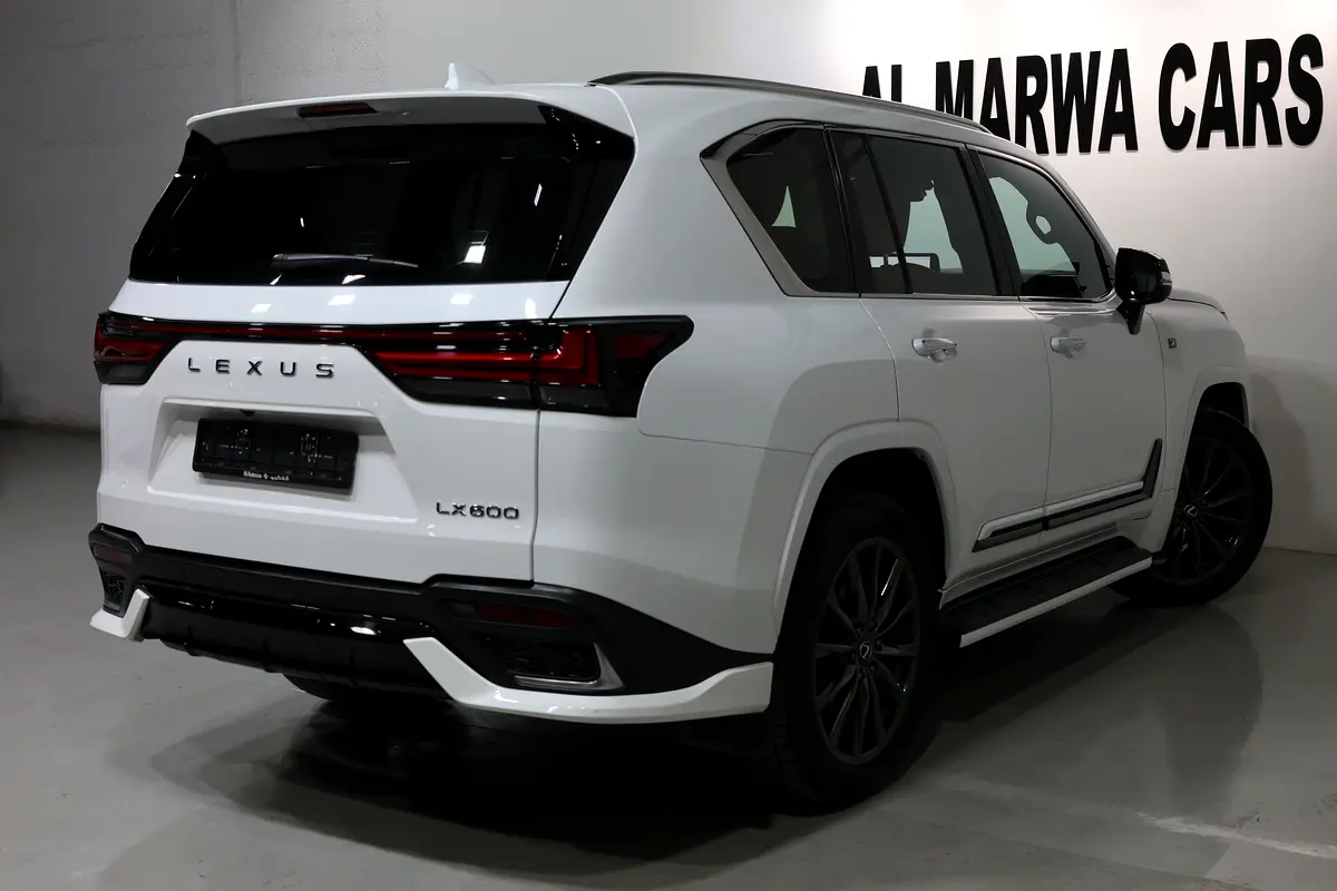 Lexus LX-Series 2025