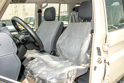 Toyota Land Cruiser LC 76 Base, миниатюра 4