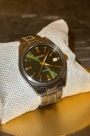 Seiko Titanium Sapphire Crystal Quartz Watch