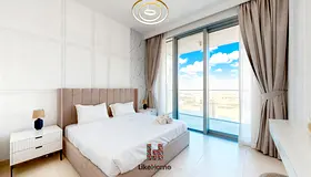 - Modern apartment with partial Sea View