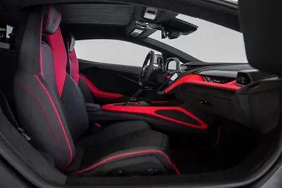 صورة 16 لـ 2024 Lamborghini REVUELTO