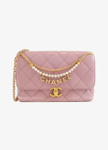 Chanel Pink Lambskin Shoulderbag With Gold Hardware