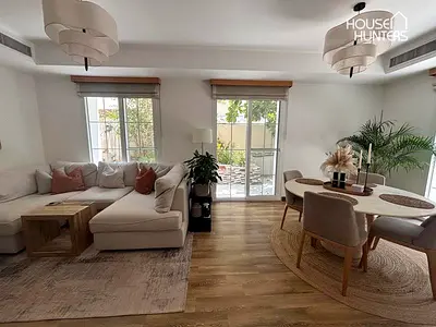 Upgraded | Vacant October | High End Appliances