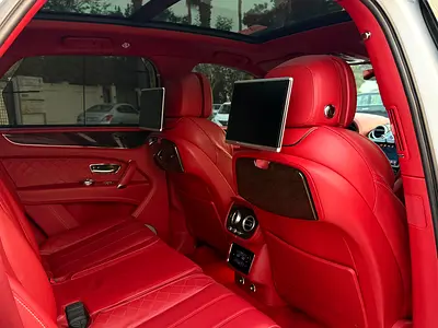 2017 Bentley BENTAYGA 照片 8
