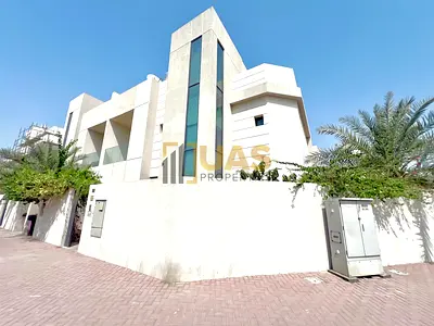 LUXURY 4BHK VILLA LIKE A BRAND NEW EXCLUSIVE AMENITIES