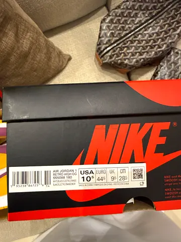 Jordan 1 retro high electro orange 10.5US