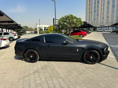 Ford Mustang V6 2014 American Specs - Well Maintained