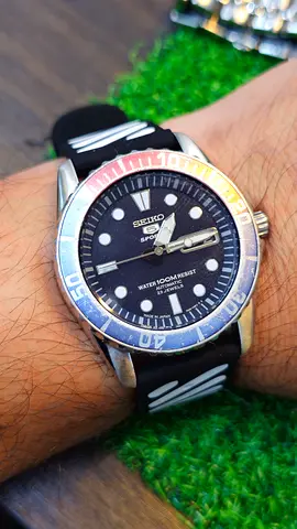 Seiko 5 Sports Automatic Dive Watch with Patina Bezel (Needs Minor Care)