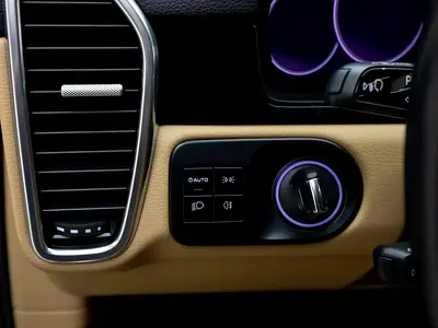 2023 Porsche CAYENNE thumbnail 14