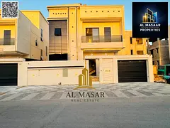 Villa in an excellent location, two floors and a roof, 6 master bedrooms, electricity and water incl