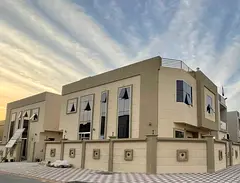 3 New Corner 5BRS tandalone Villas Fewa connected from owner Open view near to mosque