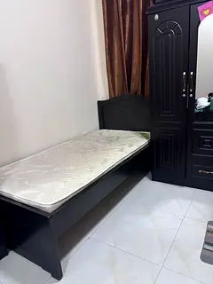 Bed space in brand new fully furnished flat for Indian Muslim Executive bachelor in available Old Mu