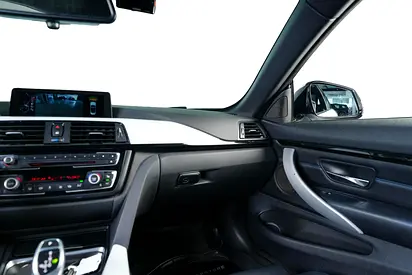 صورة 11 لـ 2015 BMW 4-SERIES