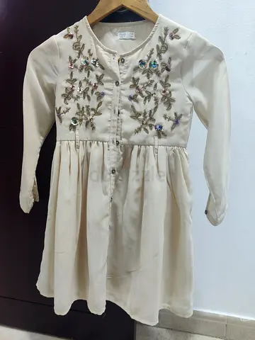 Beige embroidered girls dress, size 7-8 years