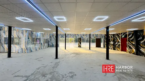 Negotiable Ground and Mezzanine Showroom