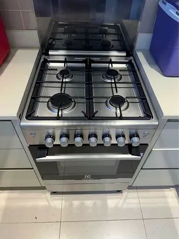 Electrolux fan Assist 4 Burner full gas cooking range size 60cm