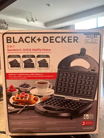 Black+Decker 3-in-1 Sandwich, Grill Waffle Maker - Like New