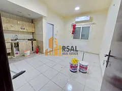 Muwaileh buss station .Spacious Studio With big side kitchen .Ready to move