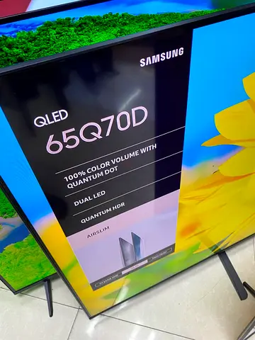 SAMSUNG QLED 65 INCH Q70D SMART 4K TV MODEL 2024 SAME LIKE NEW