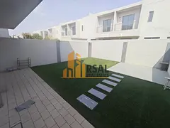 Special offer 3bhk townhouse available rent in zahia