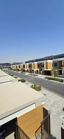 For Annual Rent – ​​Luxury Villa in Azha Compound, Al Amrah | 5 Bedrooms and Full Amenities