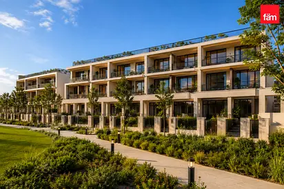 Facing Lagoon Park| G+2 | Best Price | Motivated