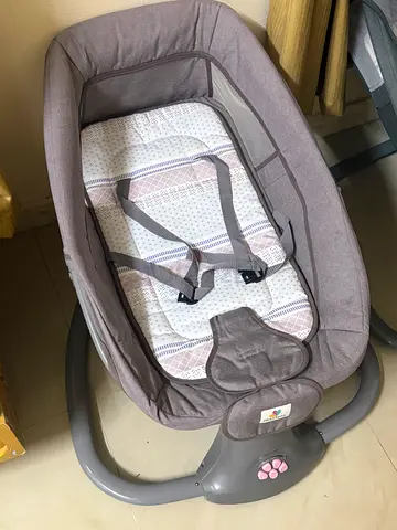 Mastela Baby Bassinet and Rocker