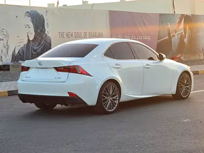 صورة 4 لـ 2014 Lexus IS-SERIES