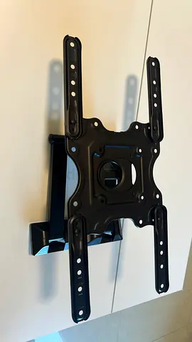 Adjustable TV Wall Mount Bracket (Supports 32-55 Inch TVs)