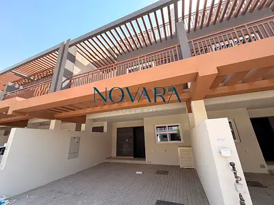 GENUINE RESALE |Real Pics - Handover Soon | Great Location | LAYOUT TH12-4M