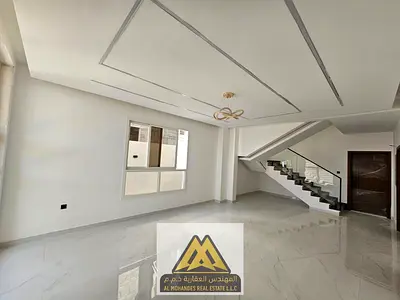فرصة عقارية فريدة من نوعها  فيلا متاحة للبيع في منطقة الزهية، وهي متاحة للمعاينة في أي وقت مناسب. الدور الأرضي: ودور اول والروف او السطح