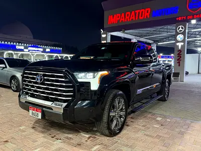 2023 Toyota TUNDRA photo 4