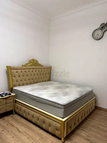 King size bed with cubboard
