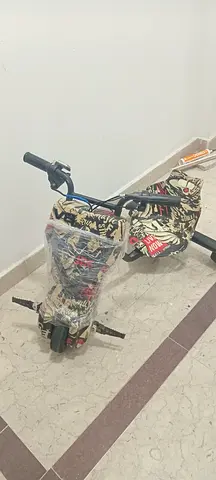 Kids electric drift scooter 25/kmph max all okay (with charger ) Give your offer