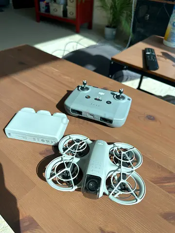 DJI Mini neo drone with controller and spare battery