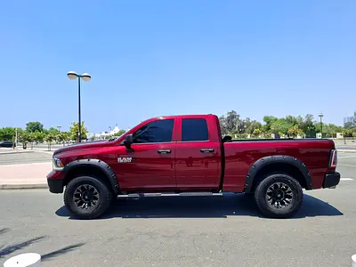 RAM 1500 Laramie Double Cab 2018 | Canadian Specs | Well Maintained