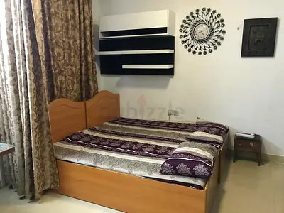 Fully furnished Room available for small family-couple, AlMuteena
