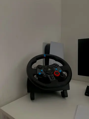Logitech G29 Steering wheel Clutch and Brake Plus New game* Grand Turismo.