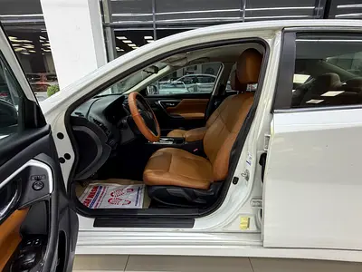 2017 Nissan ALTIMA — миниатюра 8