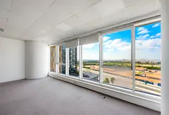 Vacant | Fitted | Racecourse View