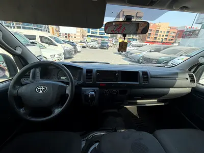 2014 Toyota HIACE 照片 4