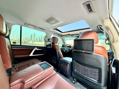 صورة 13 لـ 2021 Toyota LAND CRUISER