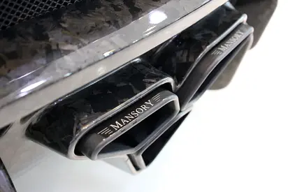 2019 Lamborghini URUS thumbnail 15