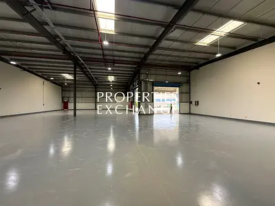 BRAND NEW | READY TO MOVE | SPACIOUS POLISHED STRUCTURE