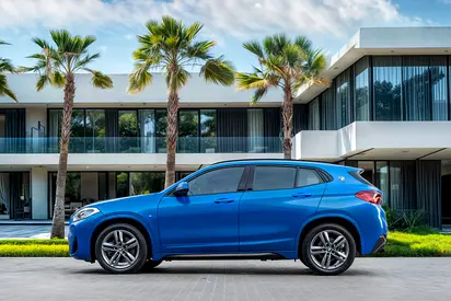 2023 BMW X2 photo 2