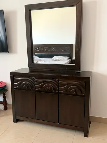 Dressing table for sale